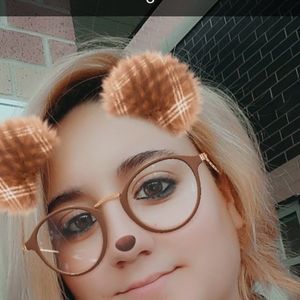 Meet your Posher, Kaitlin